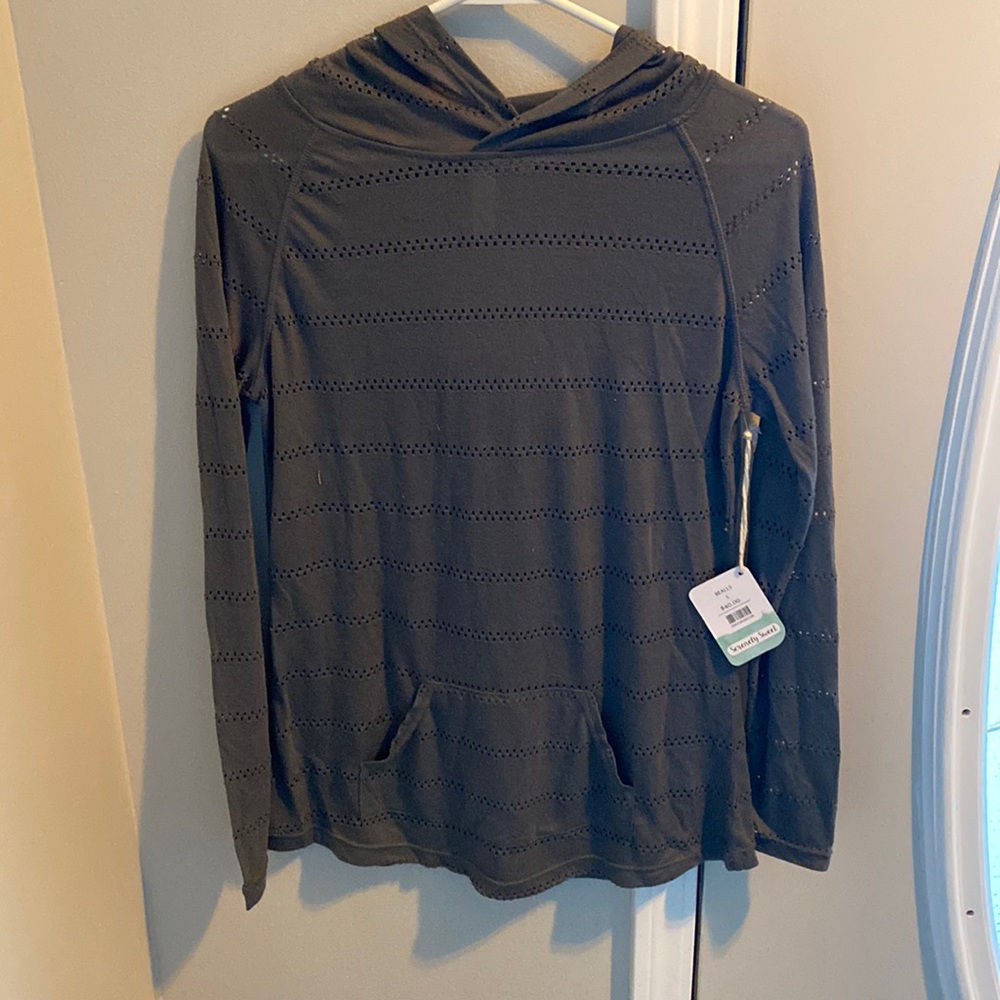 Brand new bealls. Serenely sweet. Size small.
